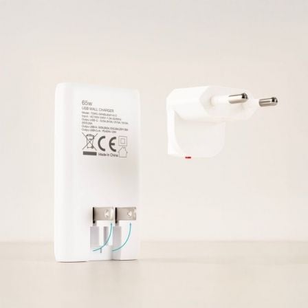 Cargador de pared universal gan para viaje tooq tqwc-gansl65w1a1c/ 1xusb tipo-c/ 1xusb/ 65w - Imagen 3
